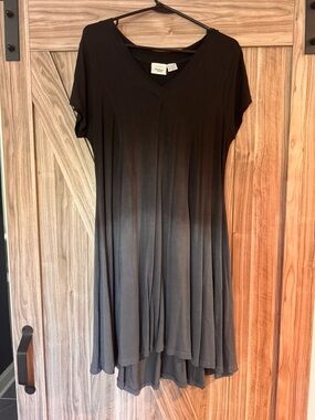 RAINFOREST Black V-Neck Shirt